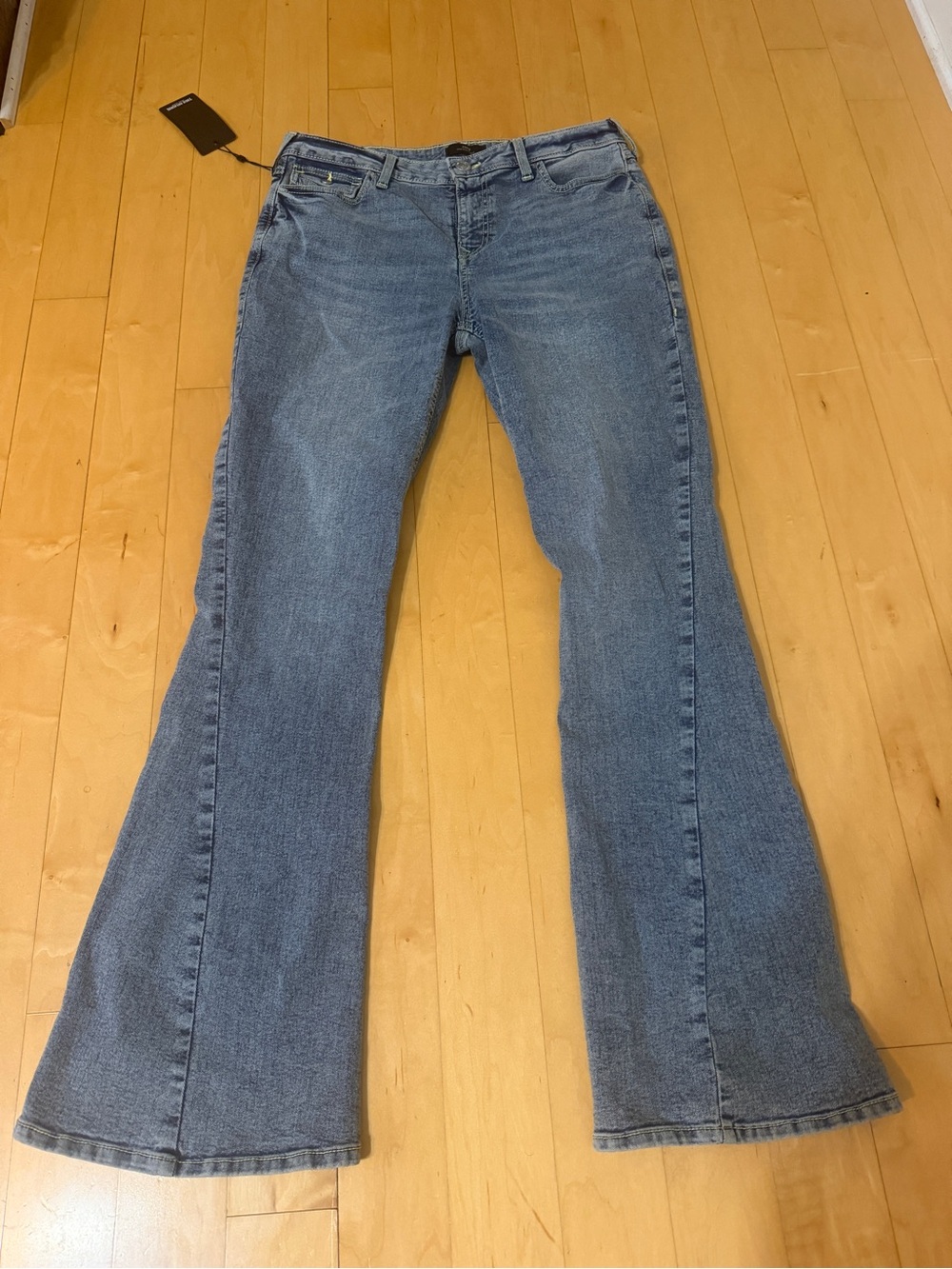 True Religion Women’s Blue Flared Jeans Size 31